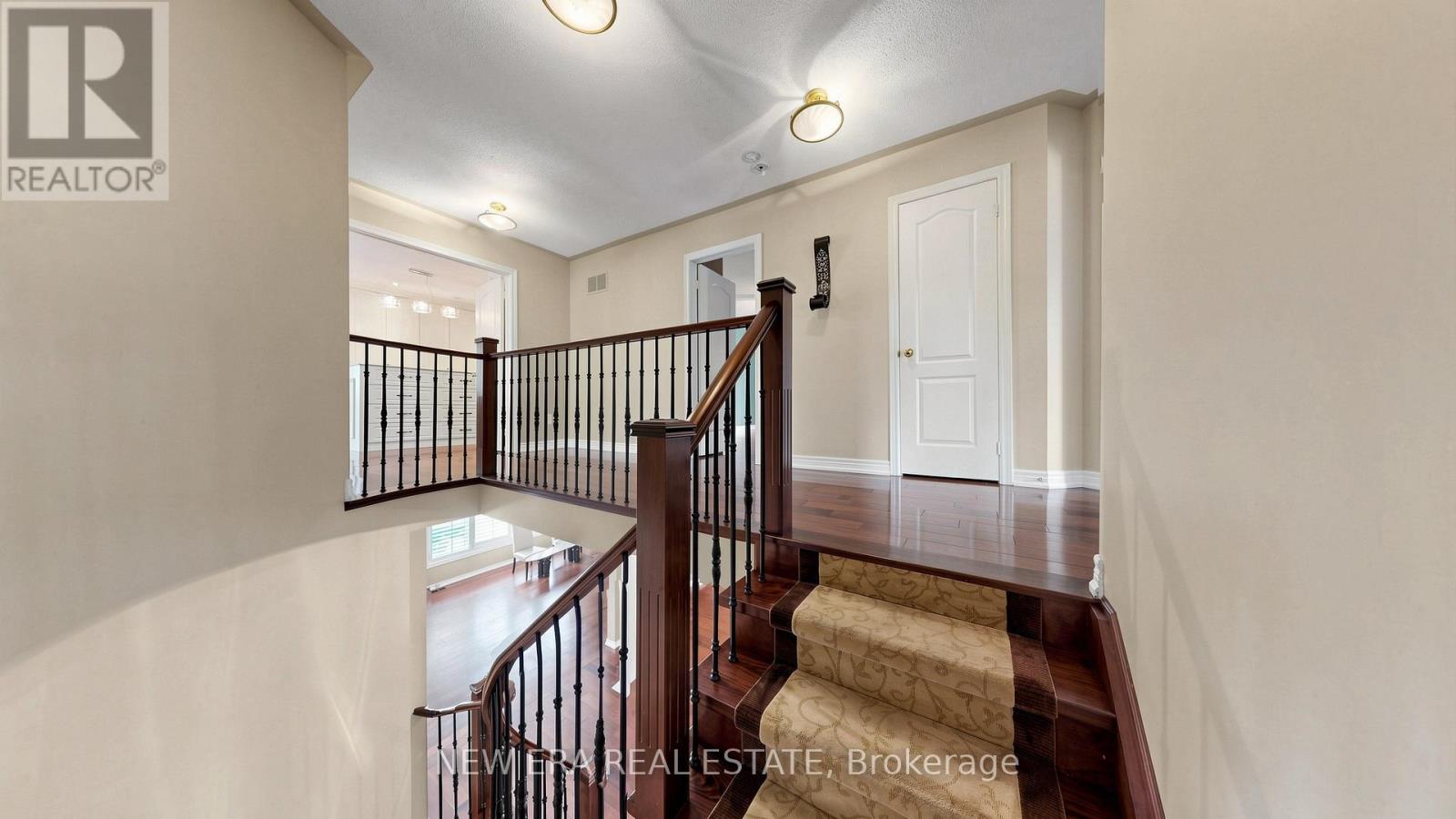 1206 Lindenrock Drive, Oakville, Ontario  L6H 6T4 - Photo 18 - W13213144
