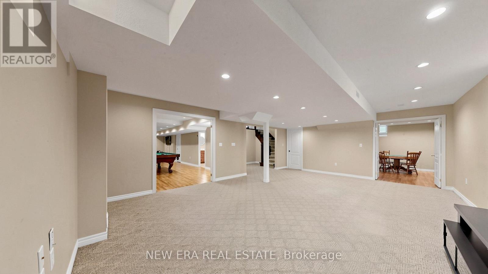 1206 Lindenrock Drive, Oakville, Ontario  L6H 6T4 - Photo 36 - W13213144