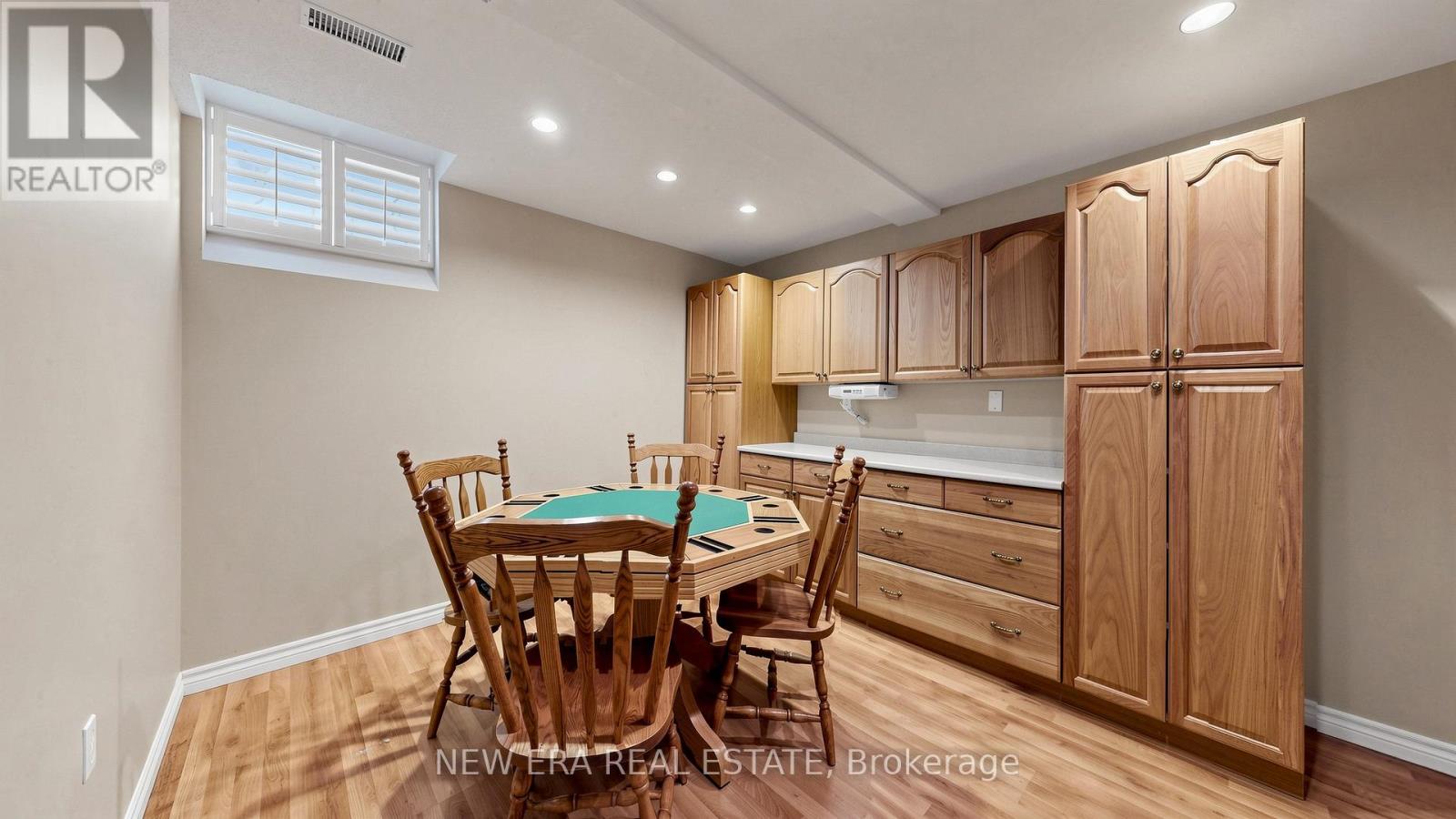 1206 Lindenrock Drive, Oakville, Ontario  L6H 6T4 - Photo 42 - W13213144