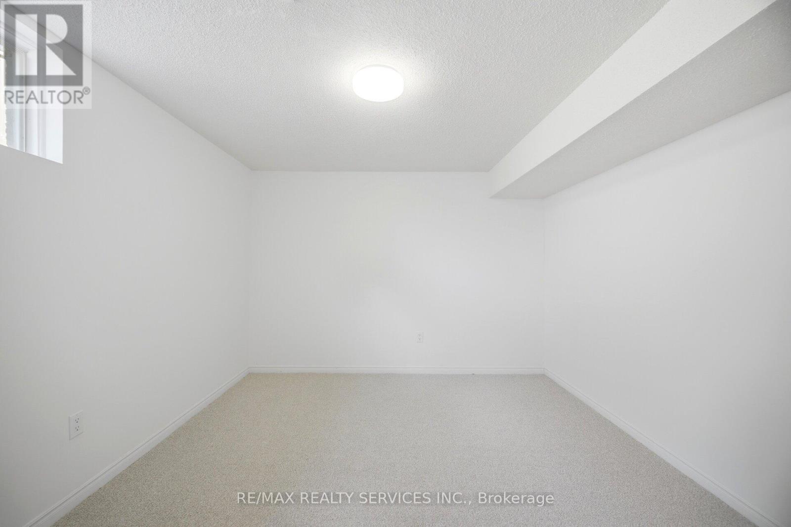 33 Hesp Drive, Caledon, Ontario  L7E 2R5 - Photo 18 - W13213154