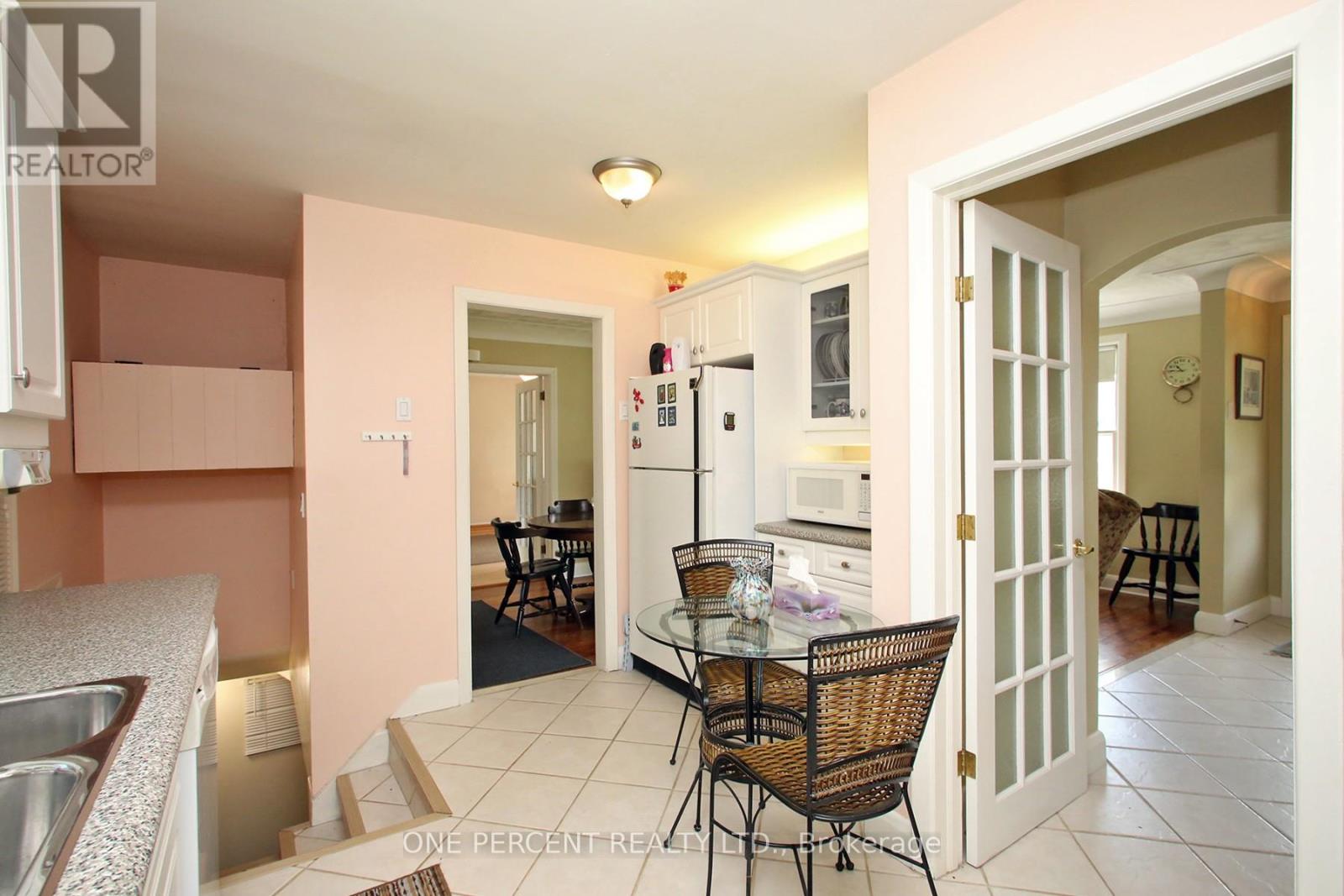 2455 Rebecca Street, Oakville, Ontario  L6L 2B1 - Photo 10 - W13213160