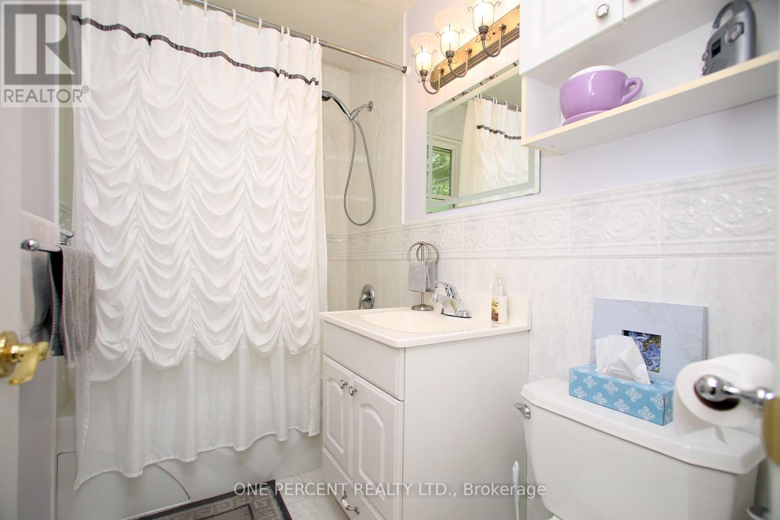 2455 Rebecca Street, Oakville, Ontario  L6L 2B1 - Photo 18 - W13213160