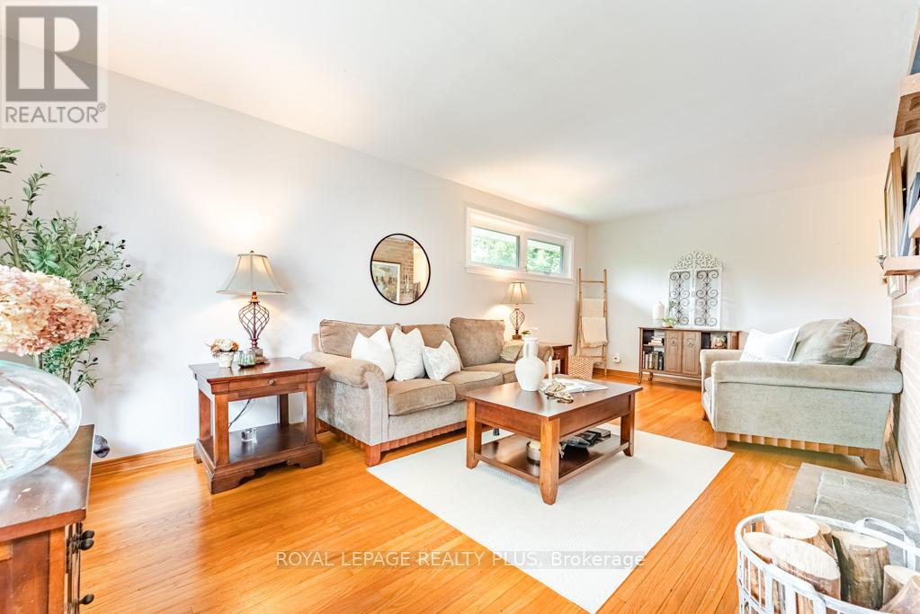 27 Sora Drive, Mississauga, Ontario  L5M 1B3 - Photo 17 - W13213226