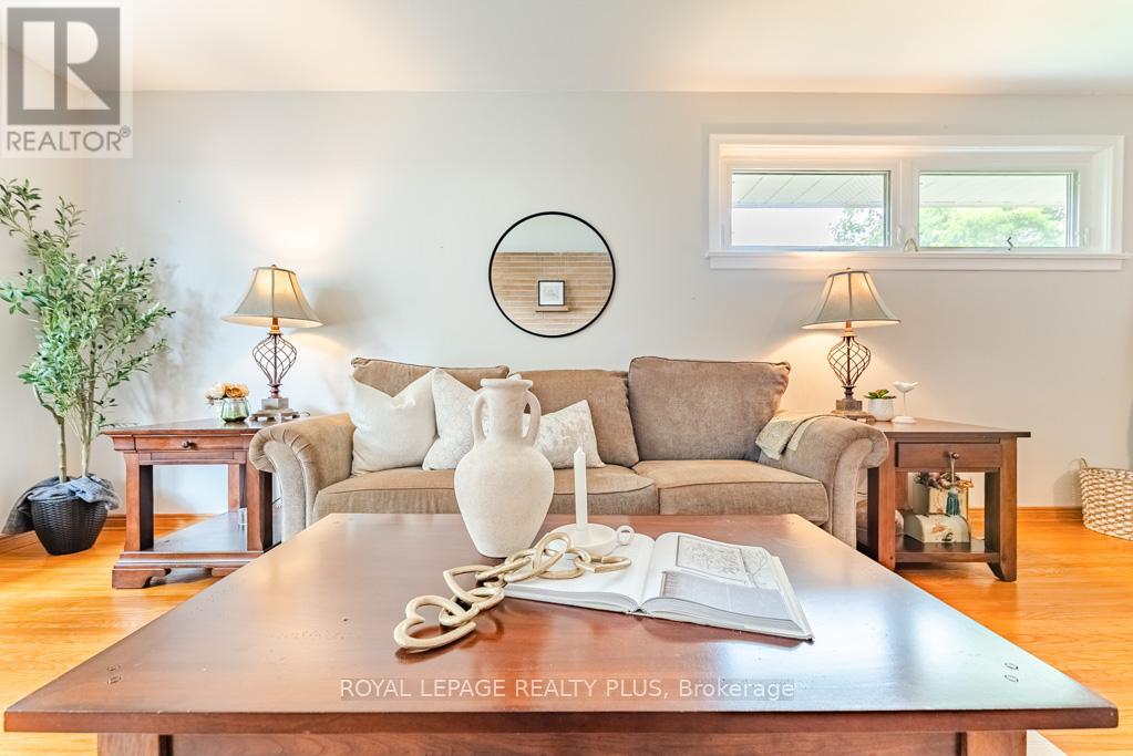 27 Sora Drive, Mississauga, Ontario  L5M 1B3 - Photo 19 - W13213226