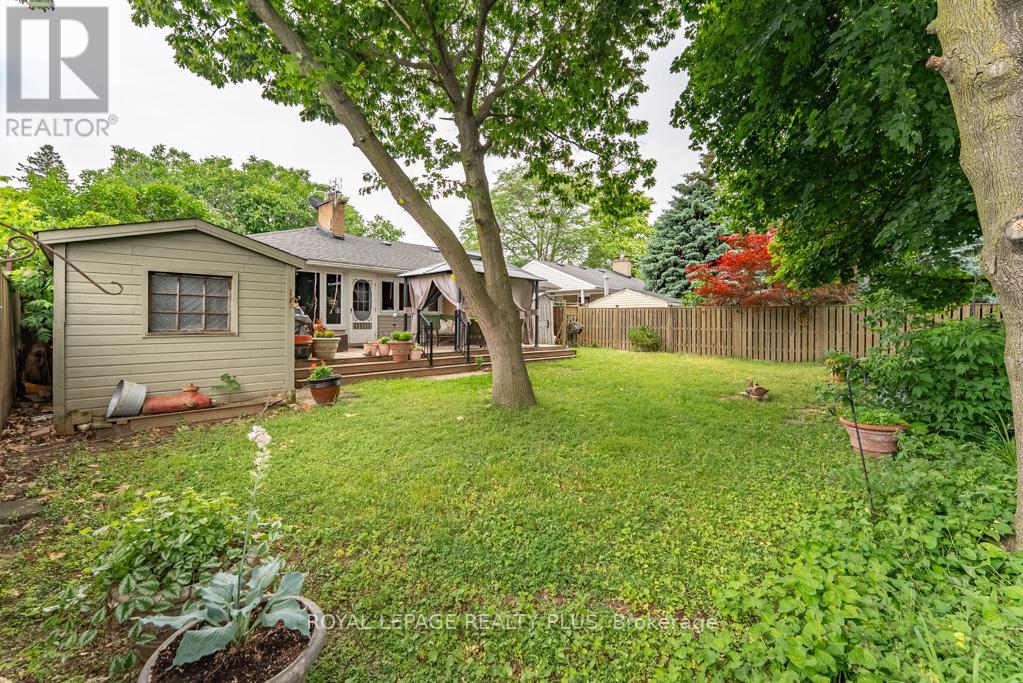 27 Sora Drive, Mississauga, Ontario  L5M 1B3 - Photo 32 - W13213226