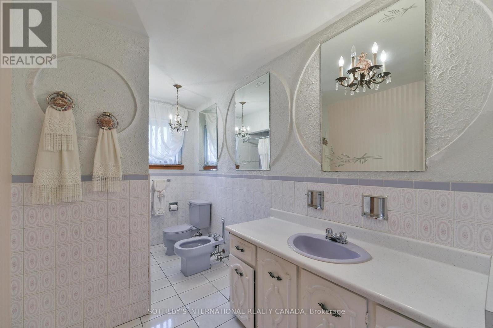 283 Derrydown Road, Toronto, Ontario  M3J 1S2 - Photo 28 - W13213244