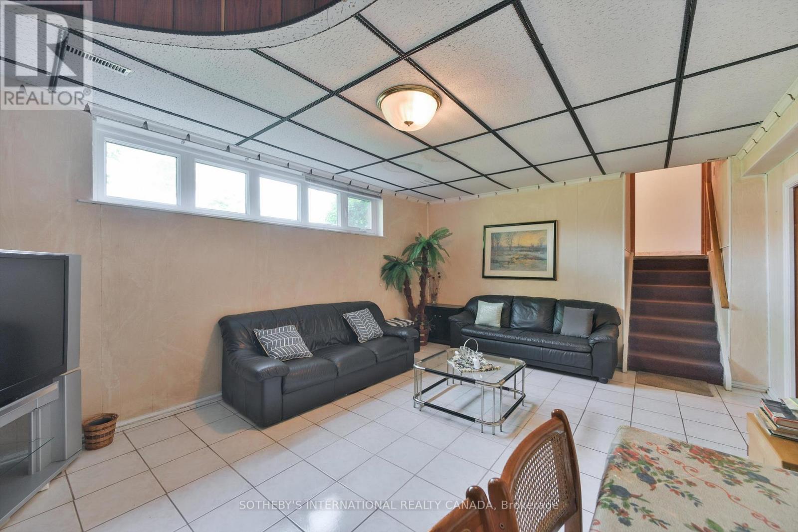283 Derrydown Road, Toronto, Ontario  M3J 1S2 - Photo 29 - W13213244