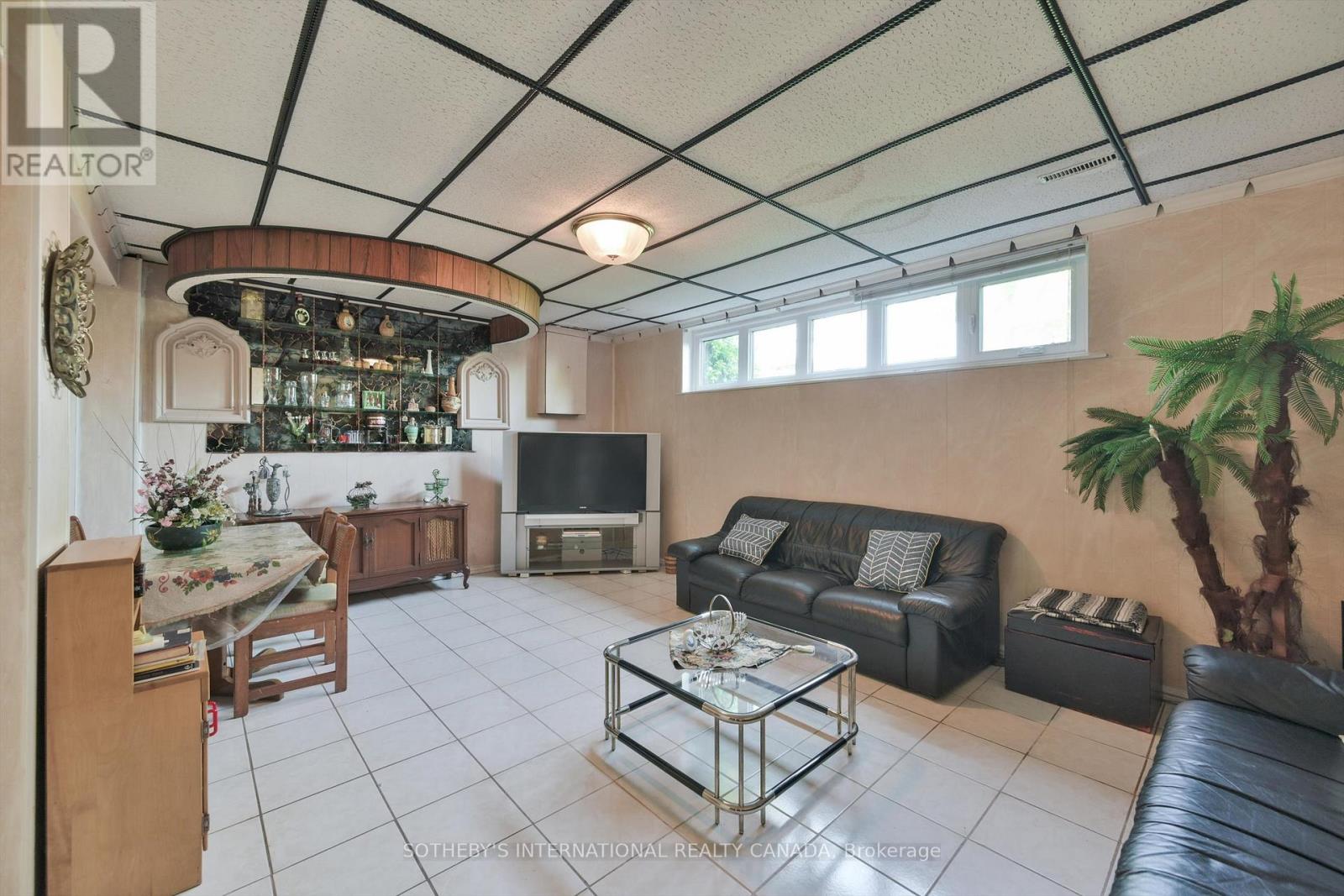 283 Derrydown Road, Toronto, Ontario  M3J 1S2 - Photo 30 - W13213244