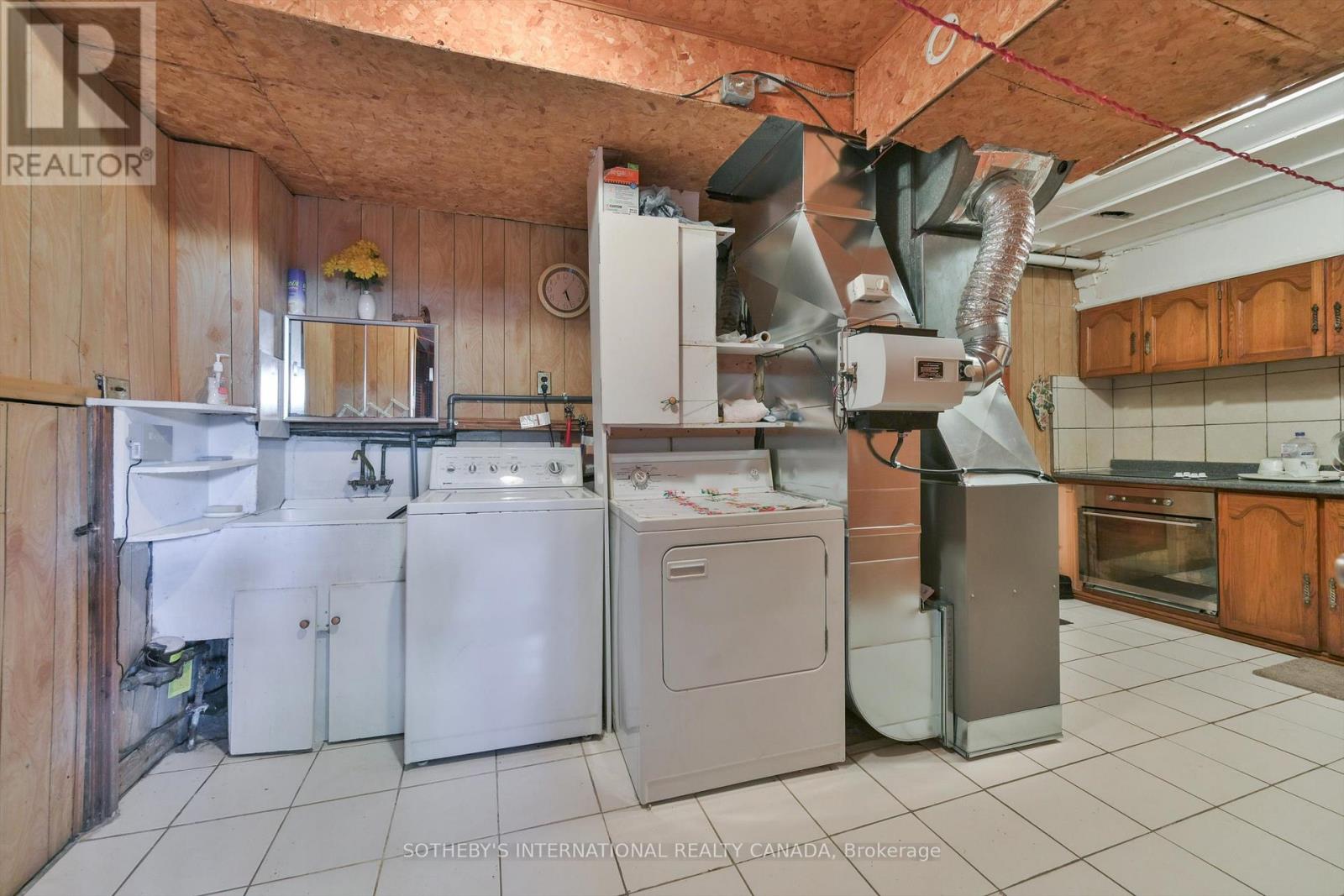 283 Derrydown Road, Toronto, Ontario  M3J 1S2 - Photo 32 - W13213244