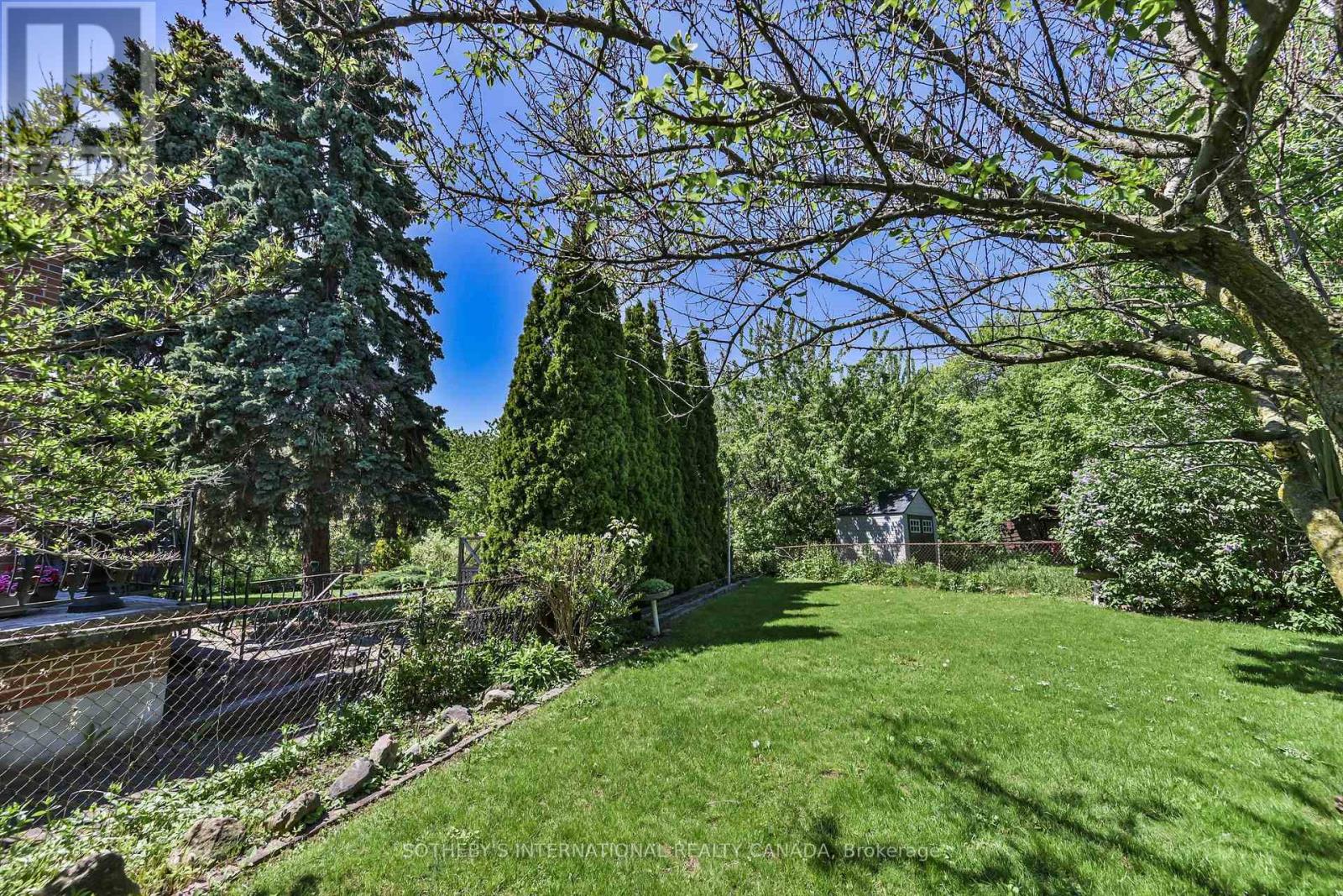 283 Derrydown Road, Toronto, Ontario  M3J 1S2 - Photo 40 - W13213244
