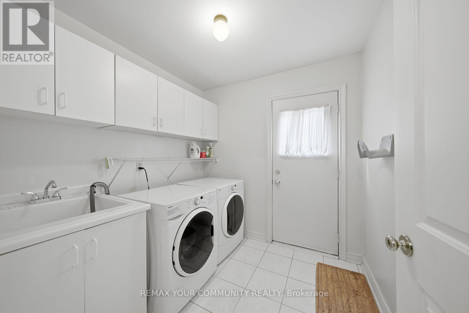 1198 Derrald Drive, Oakville, Ontario  L6J 7K4 - Photo 27 - W13213264