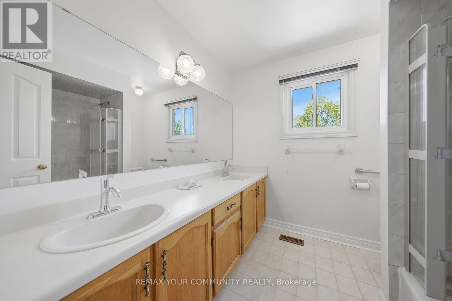 1198 Derrald Drive, Oakville, Ontario  L6J 7K4 - Photo 37 - W13213264