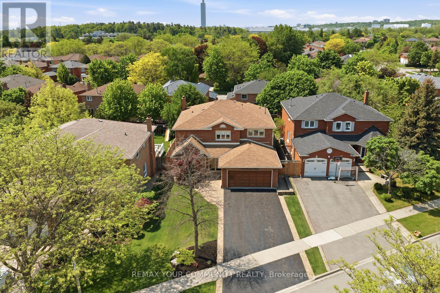 1198 Derrald Drive, Oakville, Ontario  L6J 7K4 - Photo 4 - W13213264