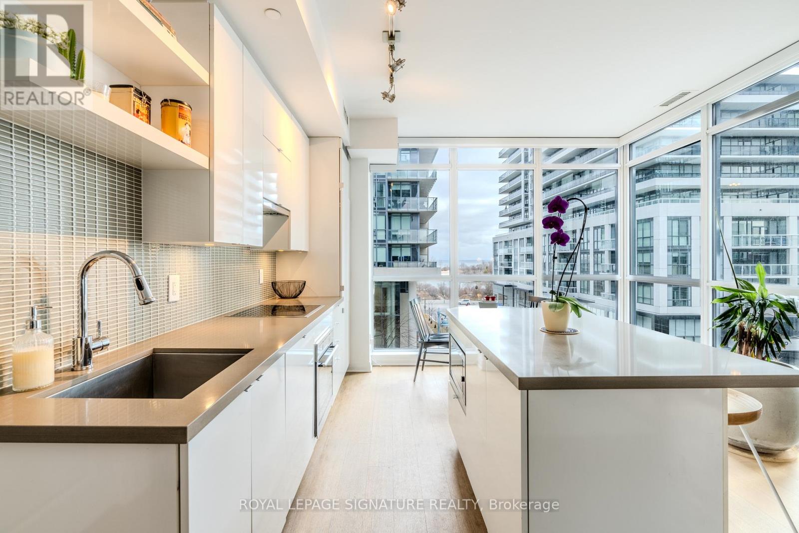 B415 - 60 Annie Craig Drive, Toronto, Ontario  M8V 0C4 - Photo 12 - W13213332