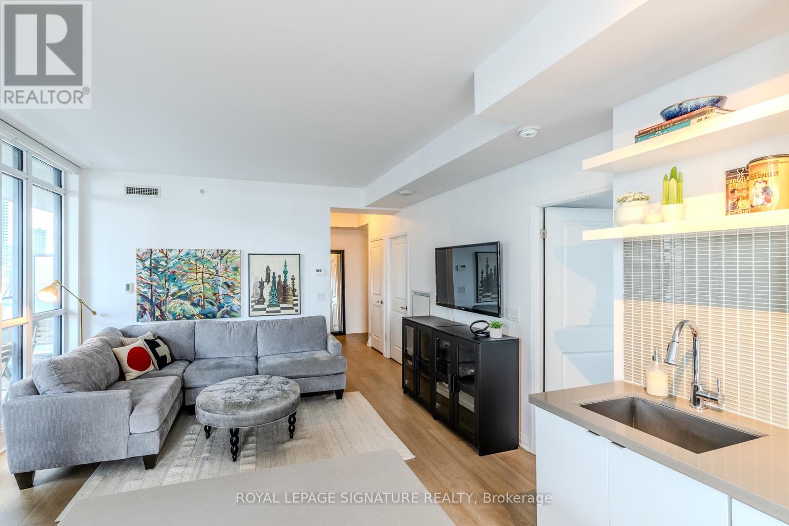 B415 - 60 Annie Craig Drive, Toronto, Ontario  M8V 0C4 - Photo 5 - W13213332