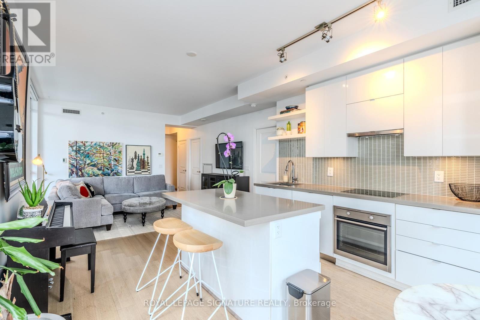 B415 - 60 Annie Craig Drive, Toronto, Ontario  M8V 0C4 - Photo 8 - W13213332