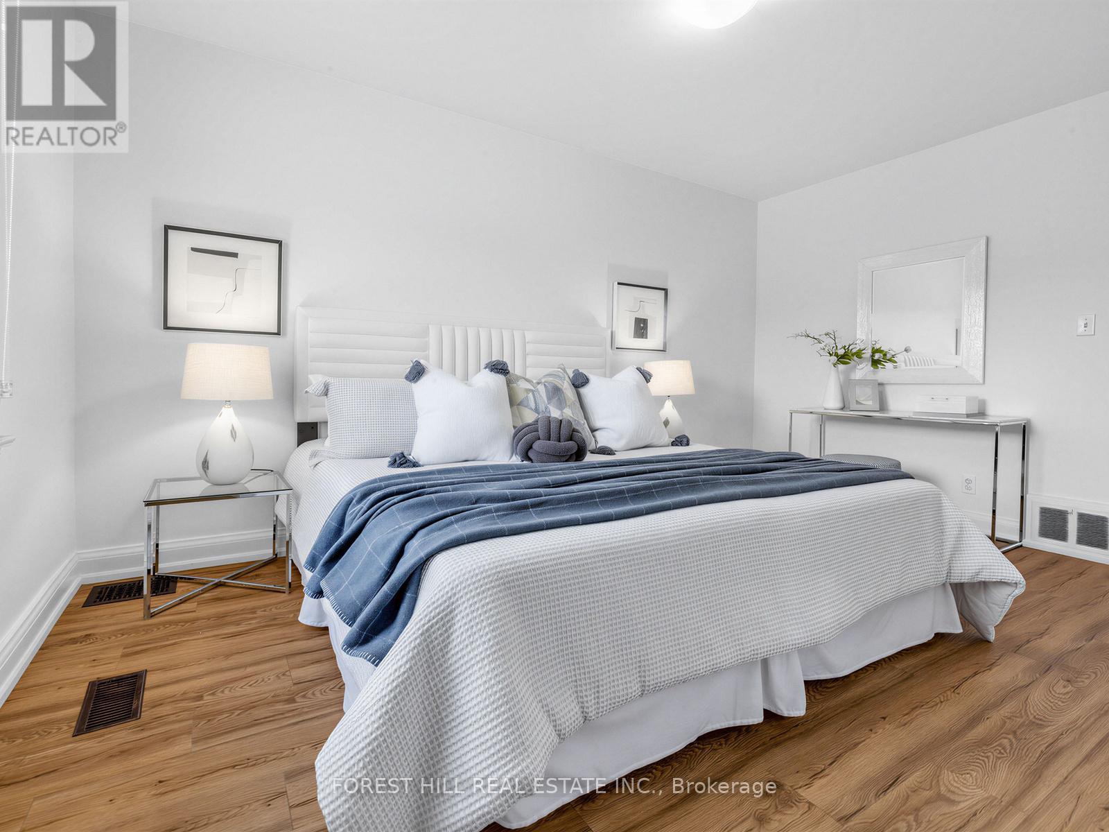 101 Whitley Avenue, Toronto, Ontario  M3K 1A1 - Photo 25 - W13213354