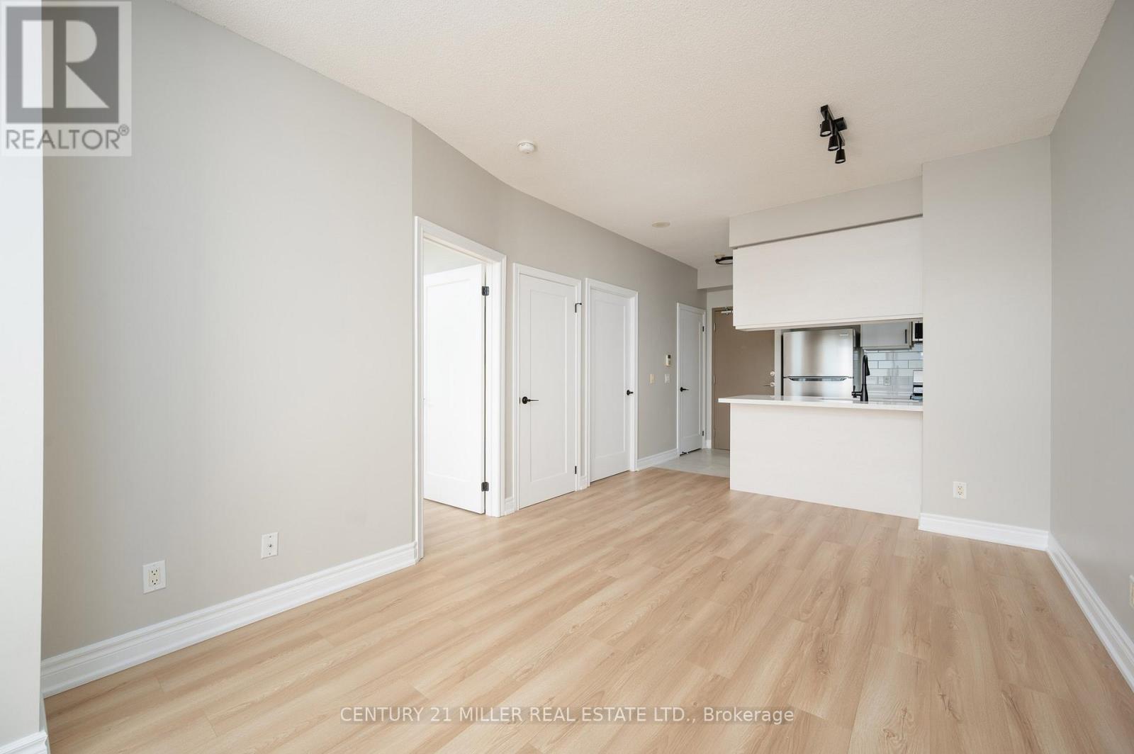 1008 - 2325 Central Park Drive, Oakville, Ontario  L6H 0E2 - Photo 8 - W13213372