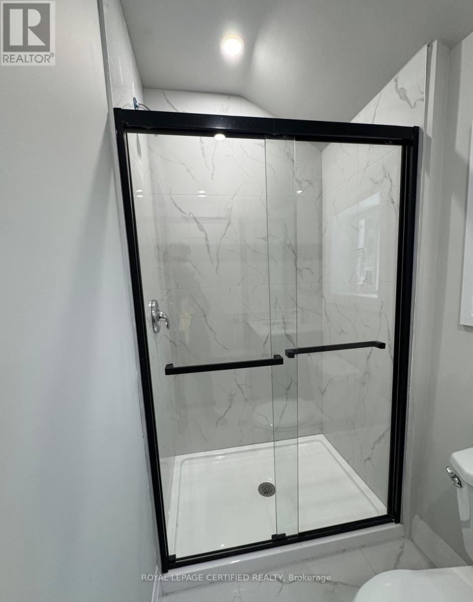 Garden Suite - 29 Habitant Drive, Toronto, Ontario  M9M 2N7 - Photo 5 - W13213404