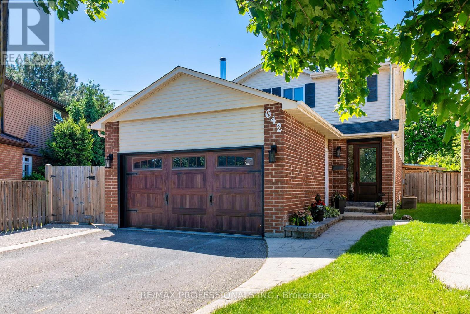642 ROSEHEATH DRIVE, Milton, Ontario
