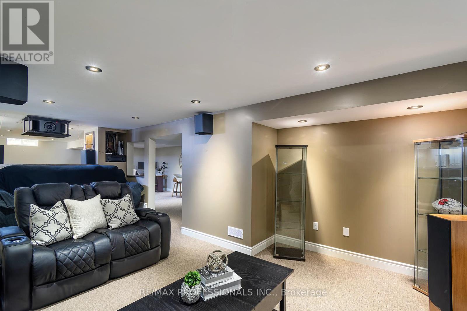 642 Roseheath Drive, Milton, Ontario  L9T 4V6 - Photo 33 - W13213448