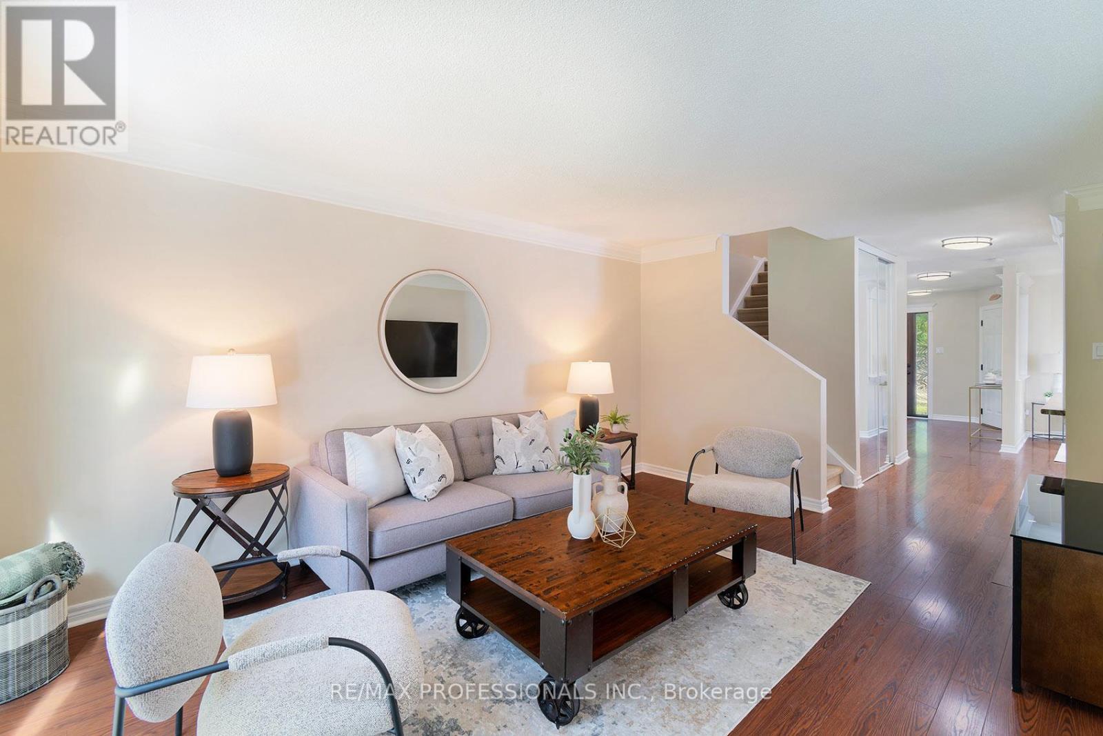 642 Roseheath Drive, Milton, Ontario  L9T 4V6 - Photo 6 - W13213448