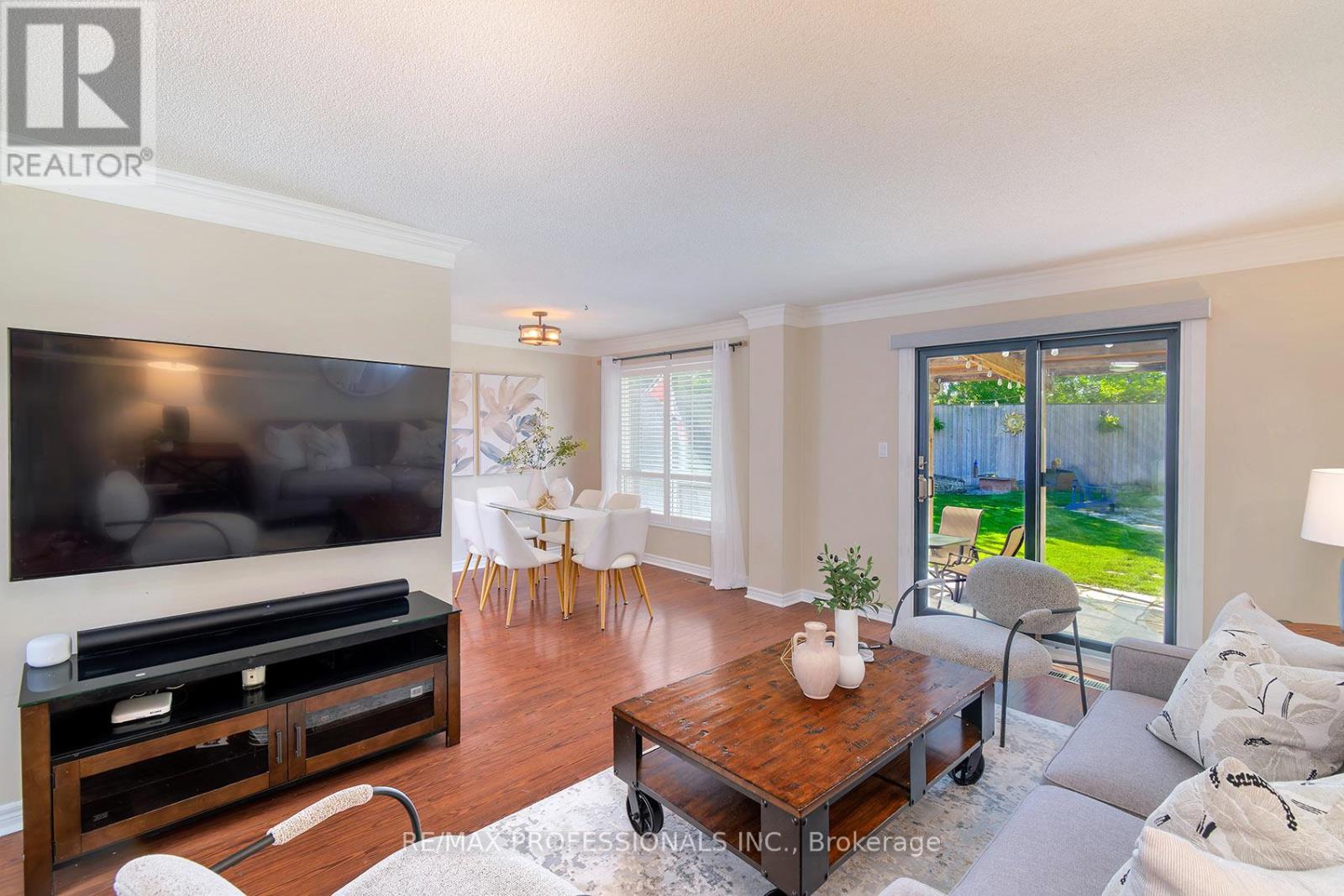 642 Roseheath Drive, Milton, Ontario  L9T 4V6 - Photo 7 - W13213448
