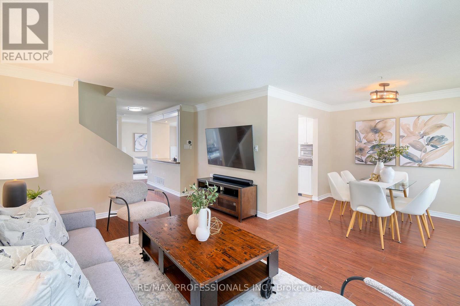 642 Roseheath Drive, Milton, Ontario  L9T 4V6 - Photo 8 - W13213448