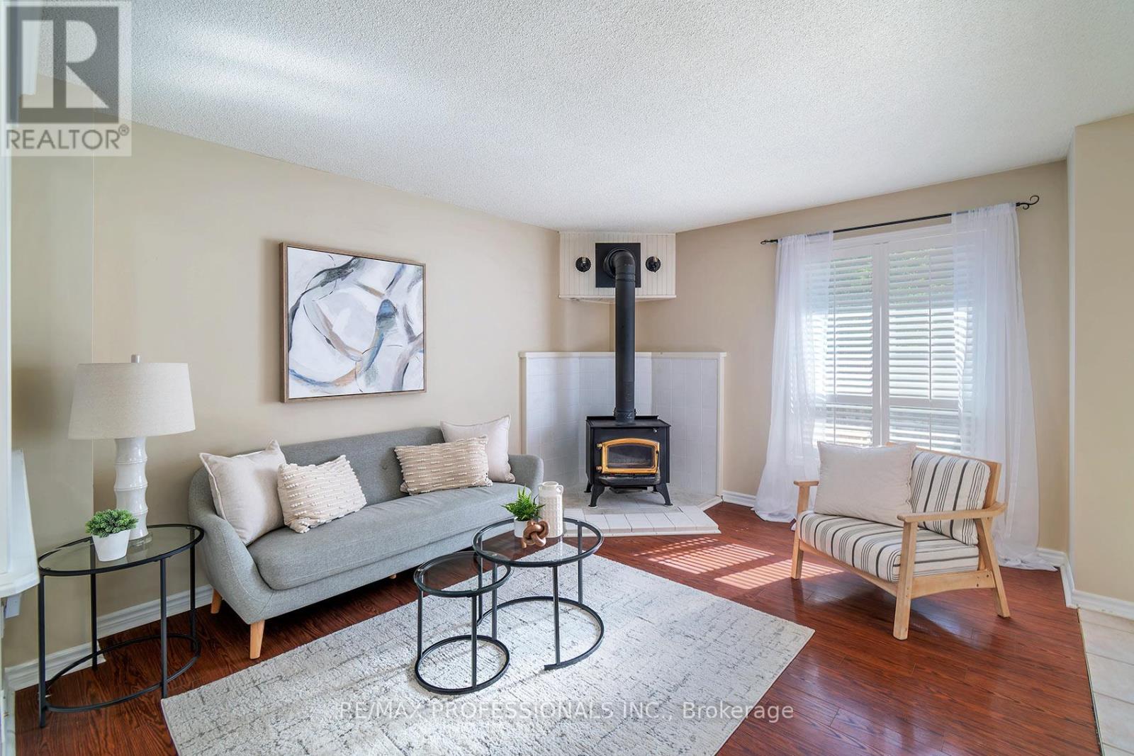 642 Roseheath Drive, Milton, Ontario  L9T 4V6 - Photo 9 - W13213448