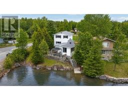 6 Eugenie Road, Azilda, Ontario