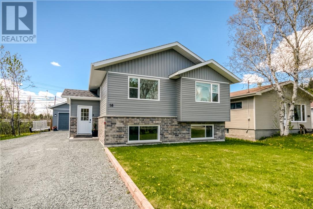 18 Edwin Street, Wahnapitae, Ontario P0M 3C0 - Photo 1 - 2128131