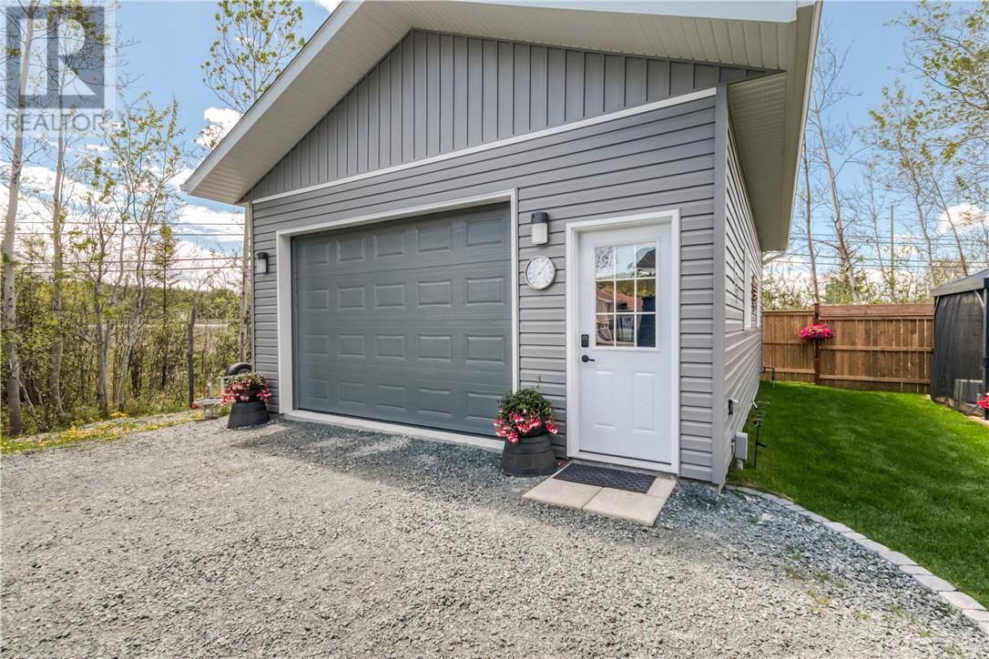 18 Edwin Street, Wahnapitae, Ontario P0M 3C0 - Photo 33 - 2128131