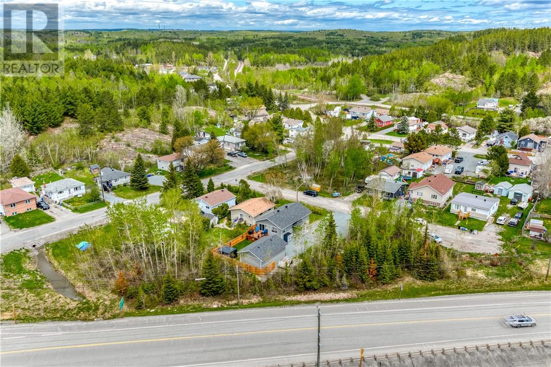 18 Edwin Street, Wahnapitae, Ontario P0M 3C0 - Photo 44 - 2128131