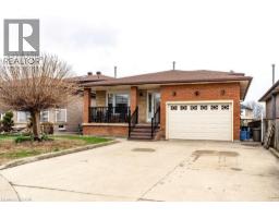 42 LASILA Court, Hamilton, Ontario