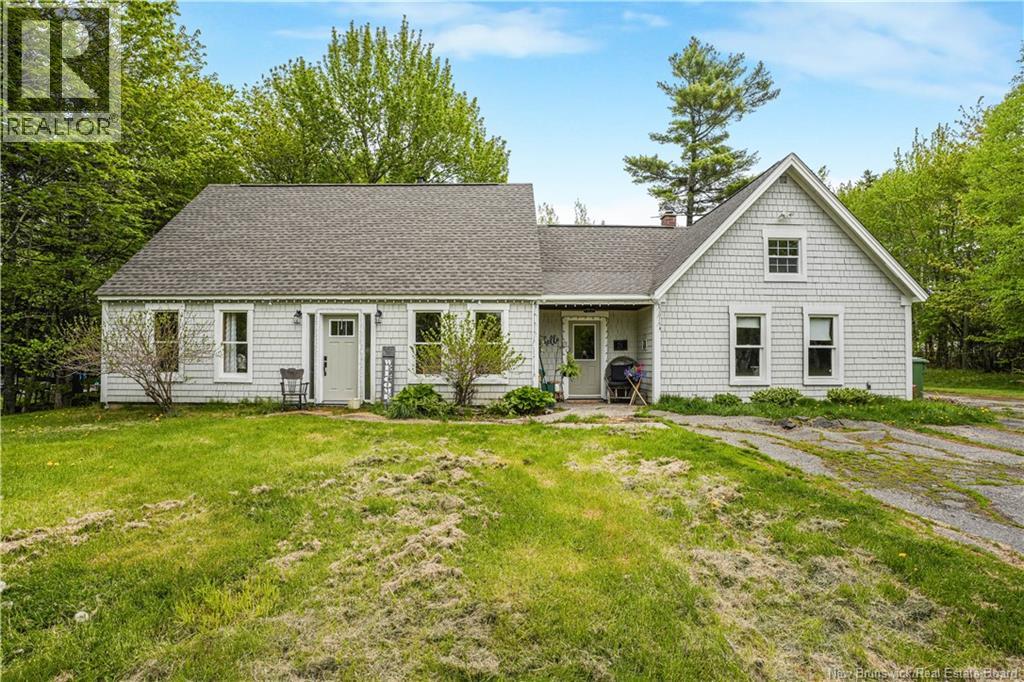 21 Chateau Drive, McLeod Hill, New Brunswick
