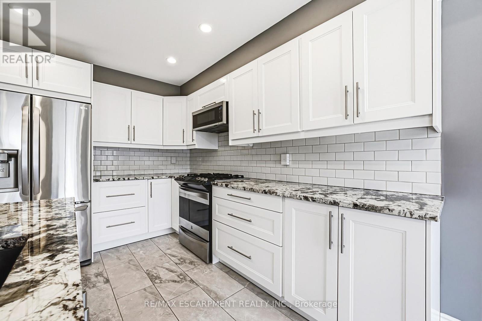 16 - 1000 Upper Paradise Road, Hamilton, Ontario  L9B 2S7 - Photo 15 - X13212954