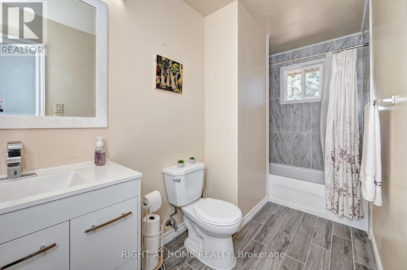 92 Pinemeadow Crescent, Waterloo, Ontario  N2T 1A7 - Photo 30 - X13213030