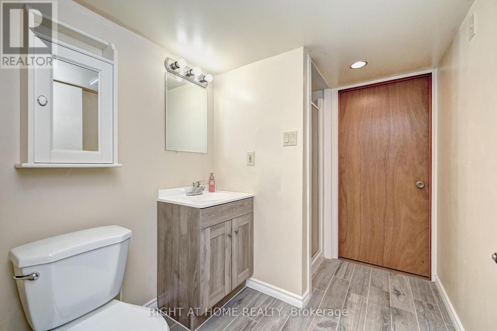 92 Pinemeadow Crescent, Waterloo, Ontario  N2T 1A7 - Photo 38 - X13213030