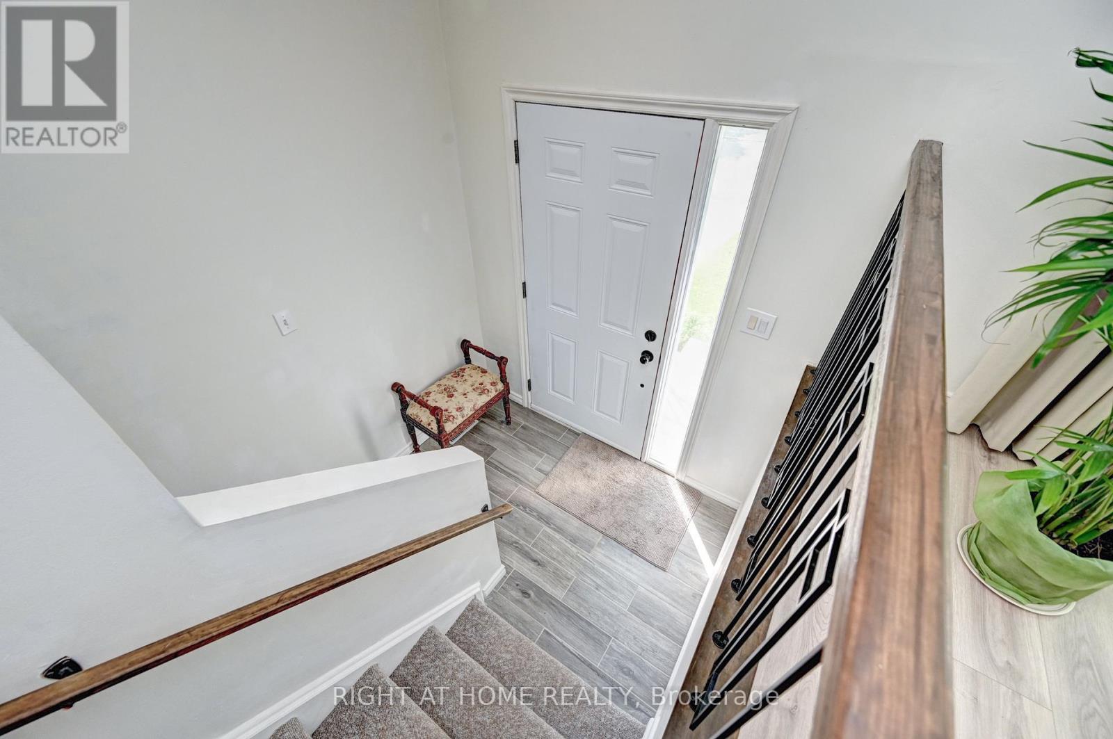92 Pinemeadow Crescent, Waterloo, Ontario  N2T 1A7 - Photo 6 - X13213030