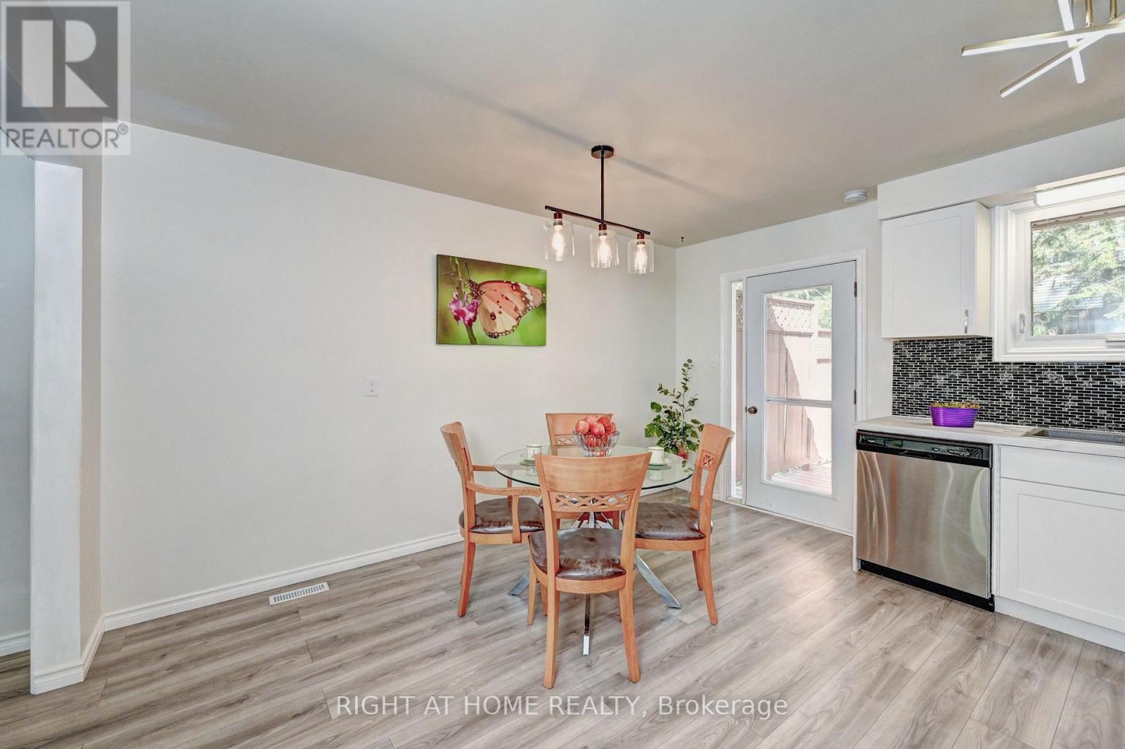 92 Pinemeadow Crescent, Waterloo, Ontario  N2T 1A7 - Photo 7 - X13213030