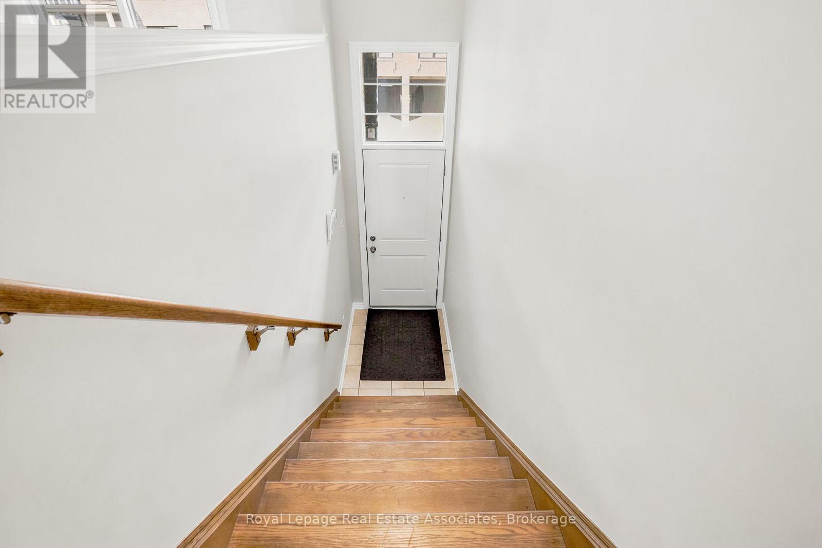 24 - 383 Dundas Street E, Hamilton, Ontario  L8B 1X6 - Photo 2 - X13213170