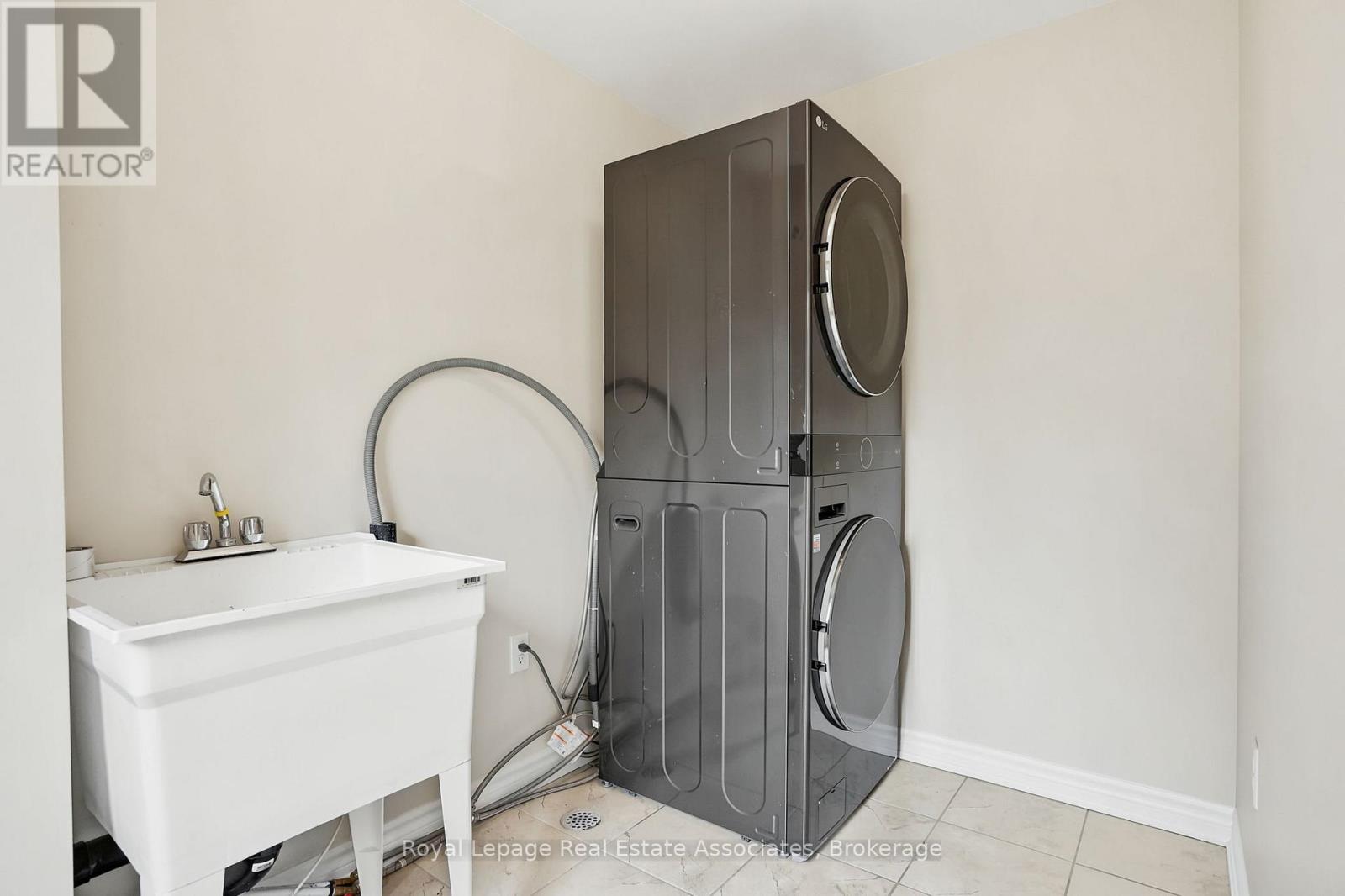 24 - 383 Dundas Street E, Hamilton, Ontario  L8B 1X6 - Photo 31 - X13213170