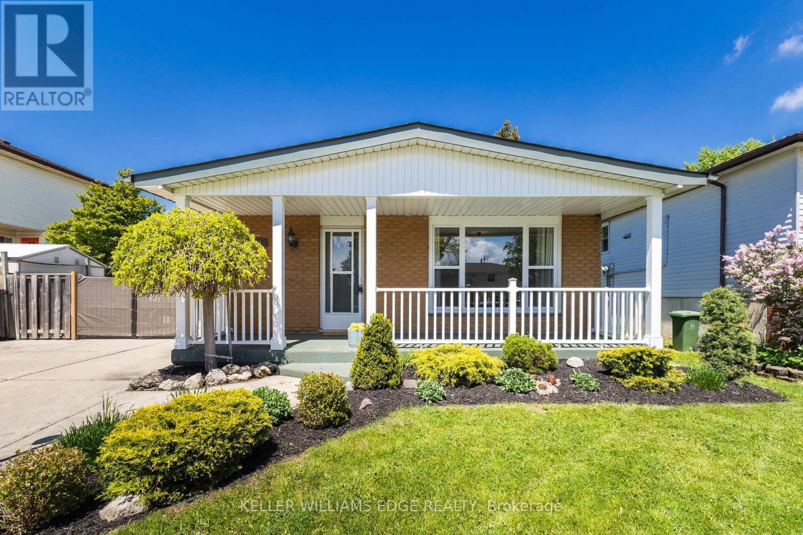 181 BELLINGHAM DRIVE, Hamilton, Ontario