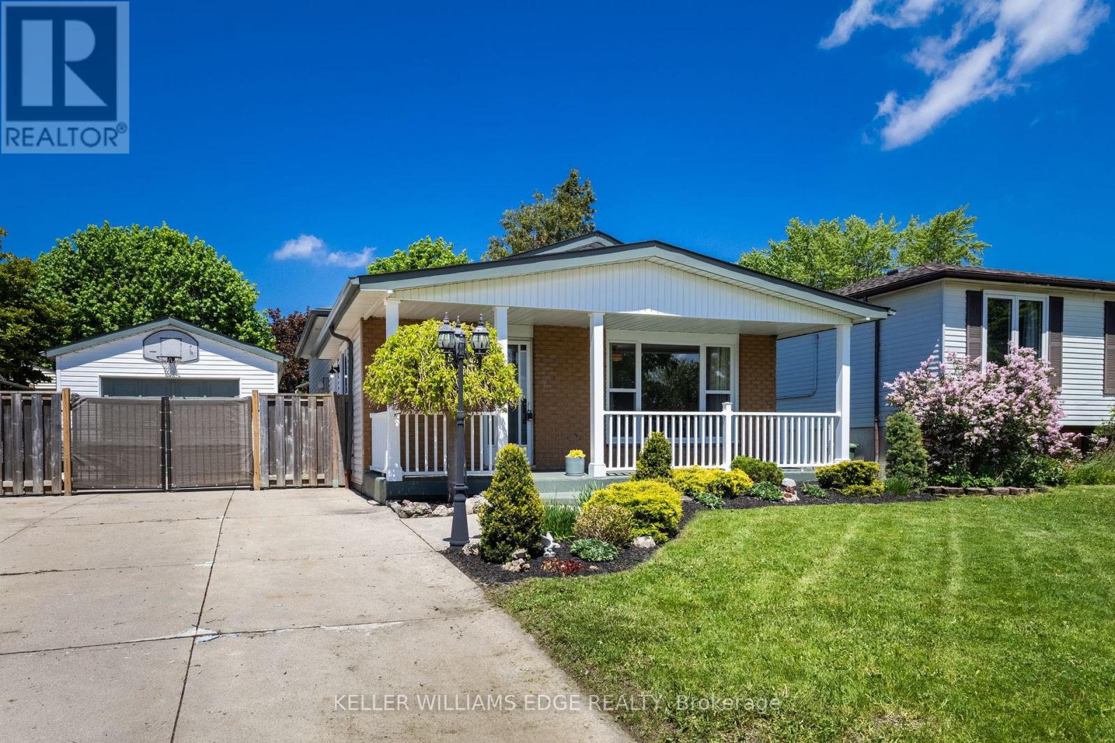 181 Bellingham Drive, Hamilton, Ontario  L8V 4M7 - Photo 4 - X13213232