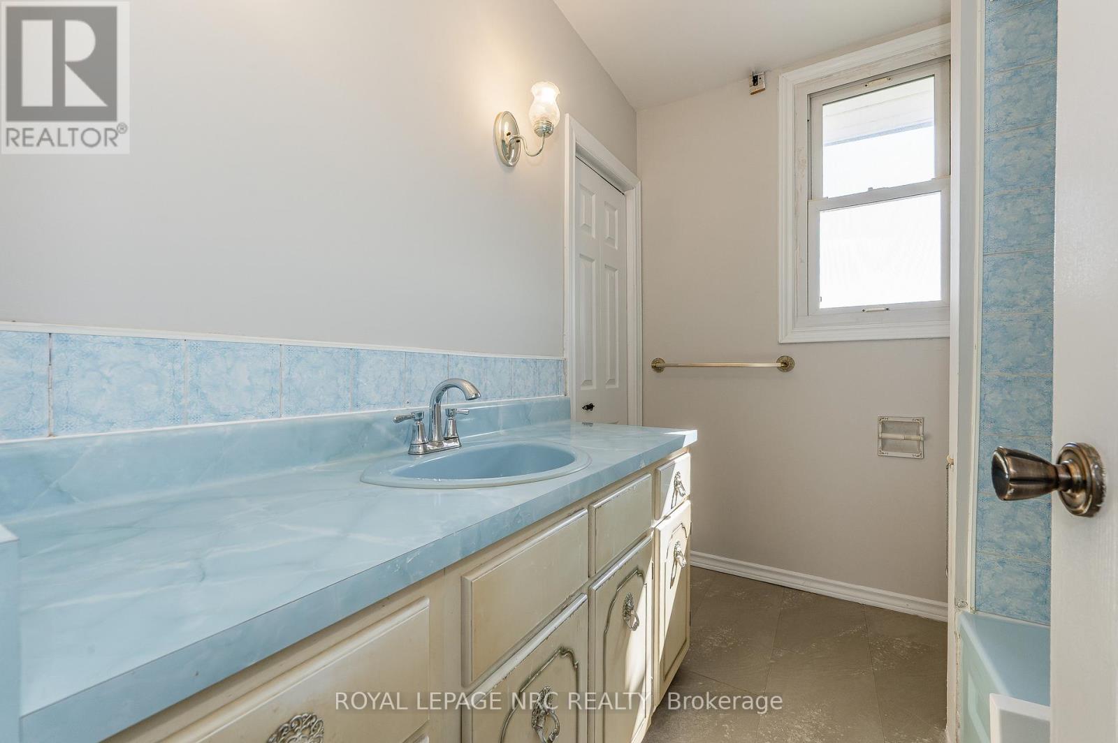 631 Four Mile Creek Road, Niagara-On-The-Lake, Ontario  L0S 1J0 - Photo 21 - X13213262