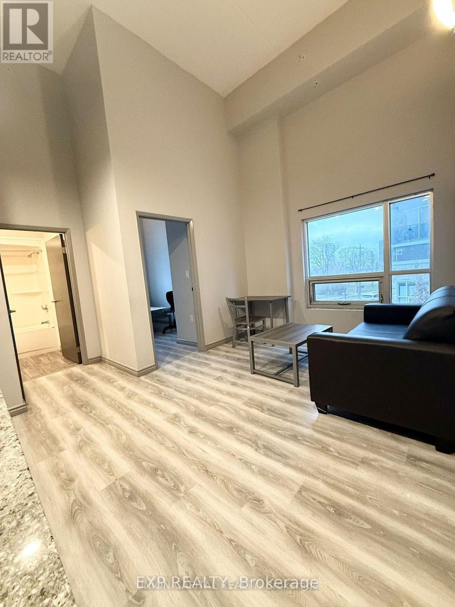 F101 - 275 Larch Street, Waterloo, Ontario  N2L 0J3 - Photo 5 - X13213294
