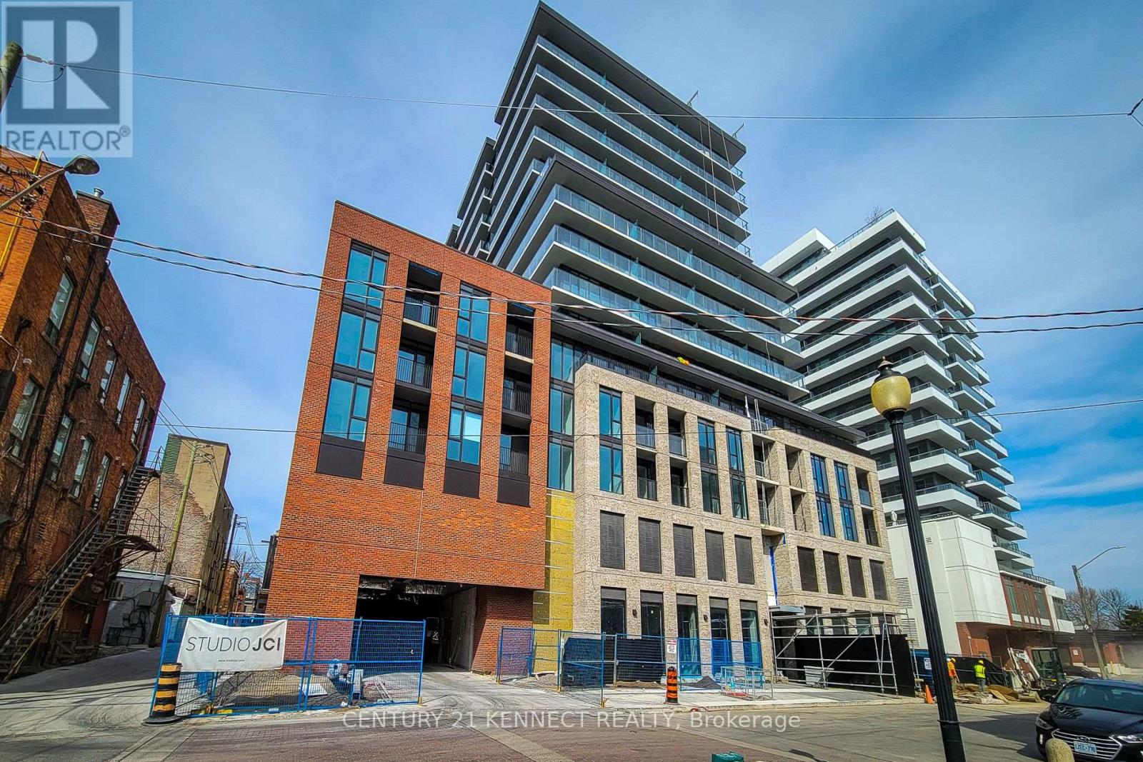 1121 - 1 JARVIS STREET, Hamilton, Ontario