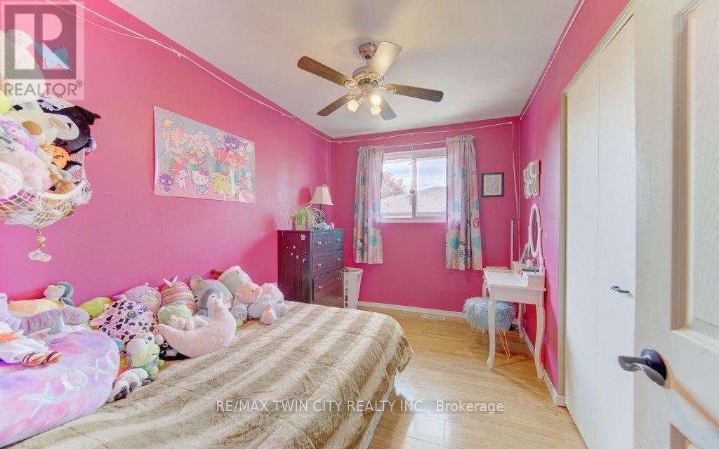 96 Scott Road, Cambridge, Ontario  N3C 2X7 - Photo 9 - X13213384