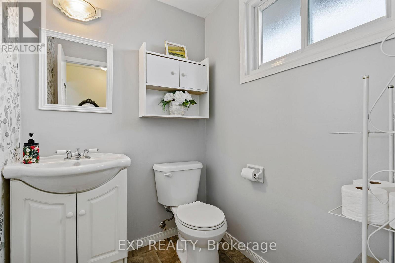 9 Cleveland Place, Hamilton, Ontario  L8J 1M9 - Photo 16 - X13213408