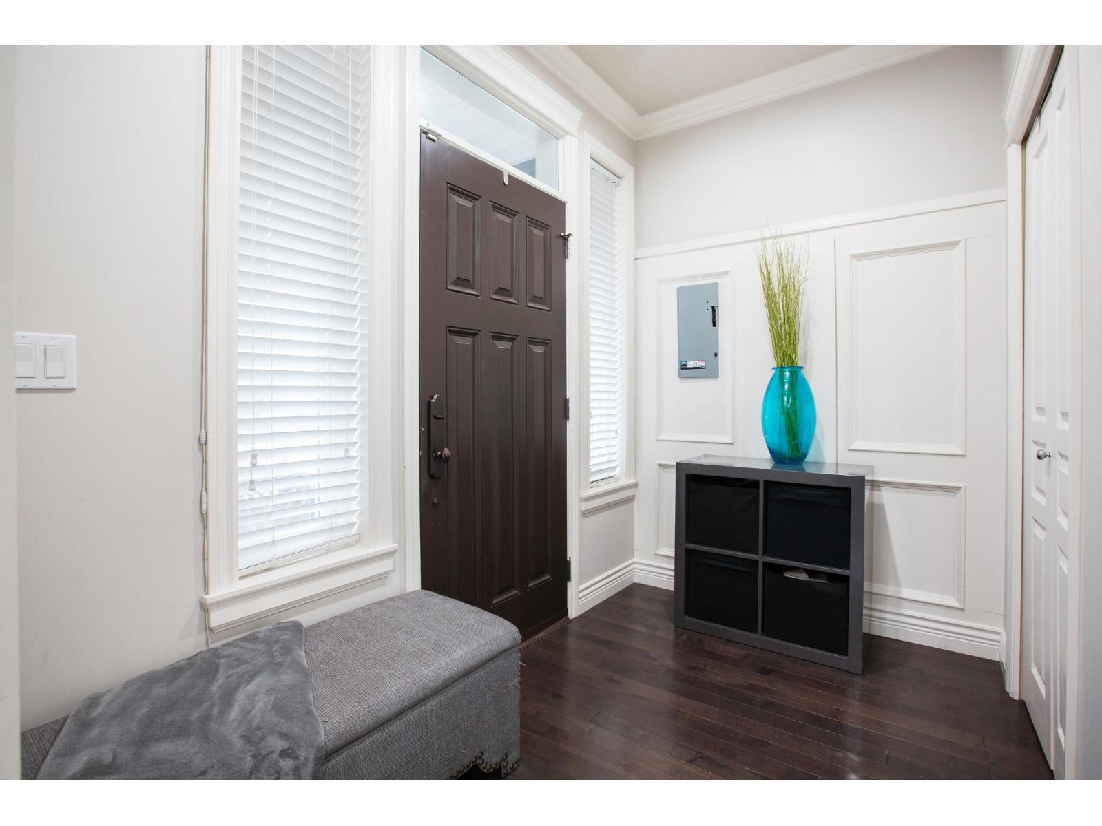 6799 192 Street, Surrey, British Columbia  V4N 6A3 - Photo 3 - R3129263